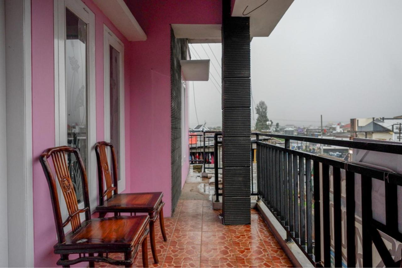 Reddoorz Syariah Near Telaga Warna Homestay